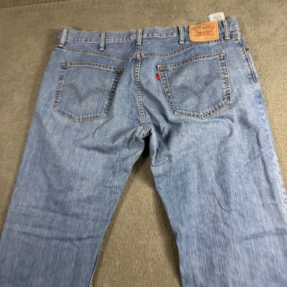 Levis 527 Slim Bootcut Jeans Mens 40x32 Light Wash Blue Denim 5-Pocket